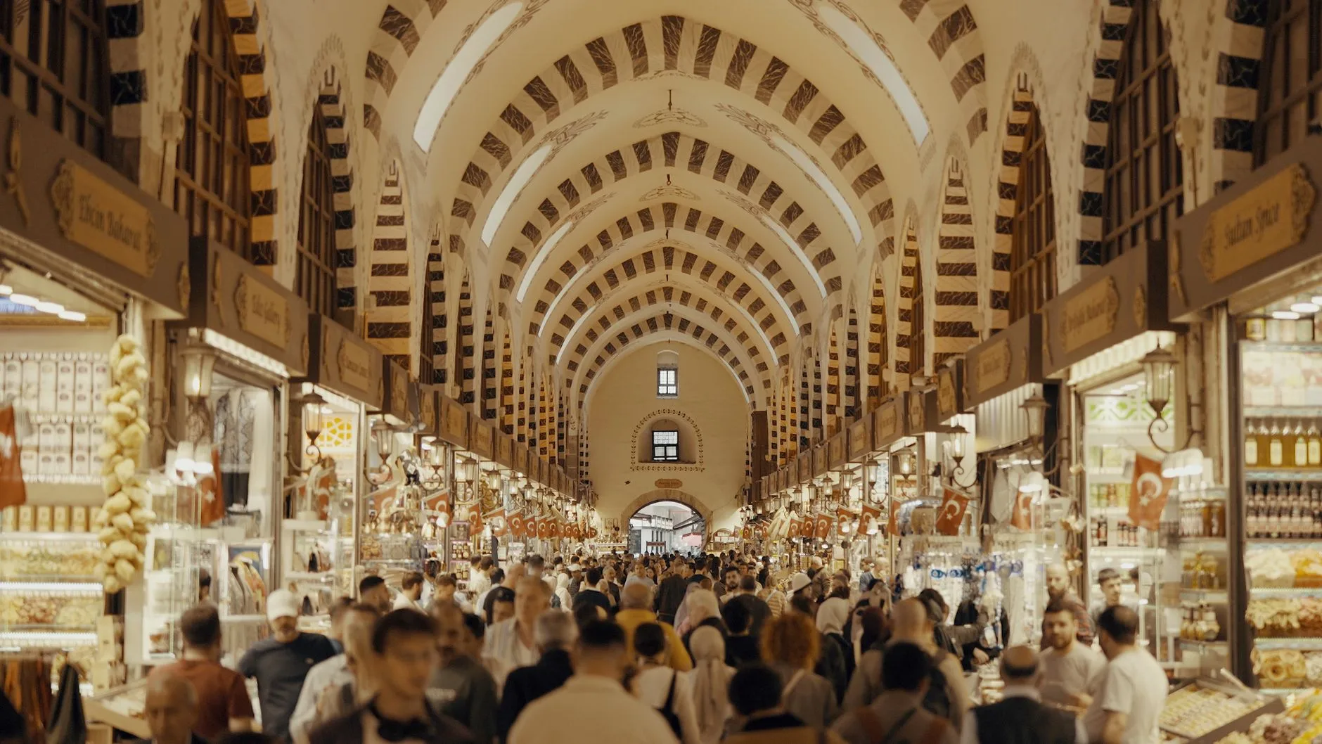 Spice Bazaar, Eminönü — photo 2